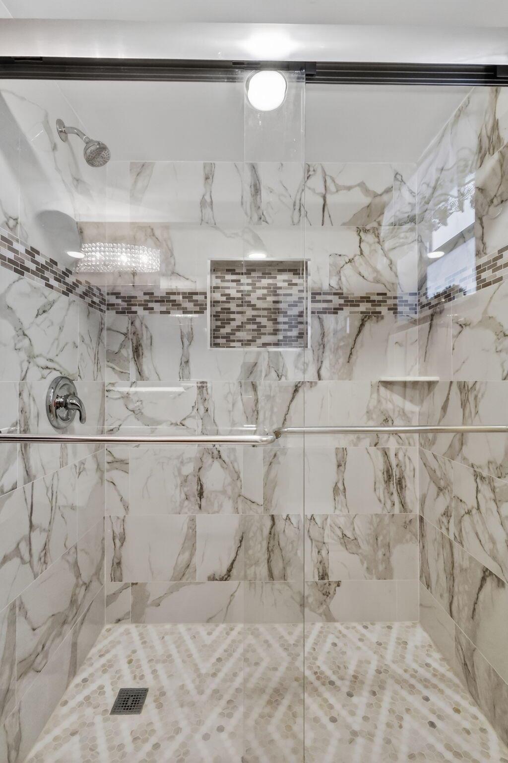 12 Colonial Club Drive 305