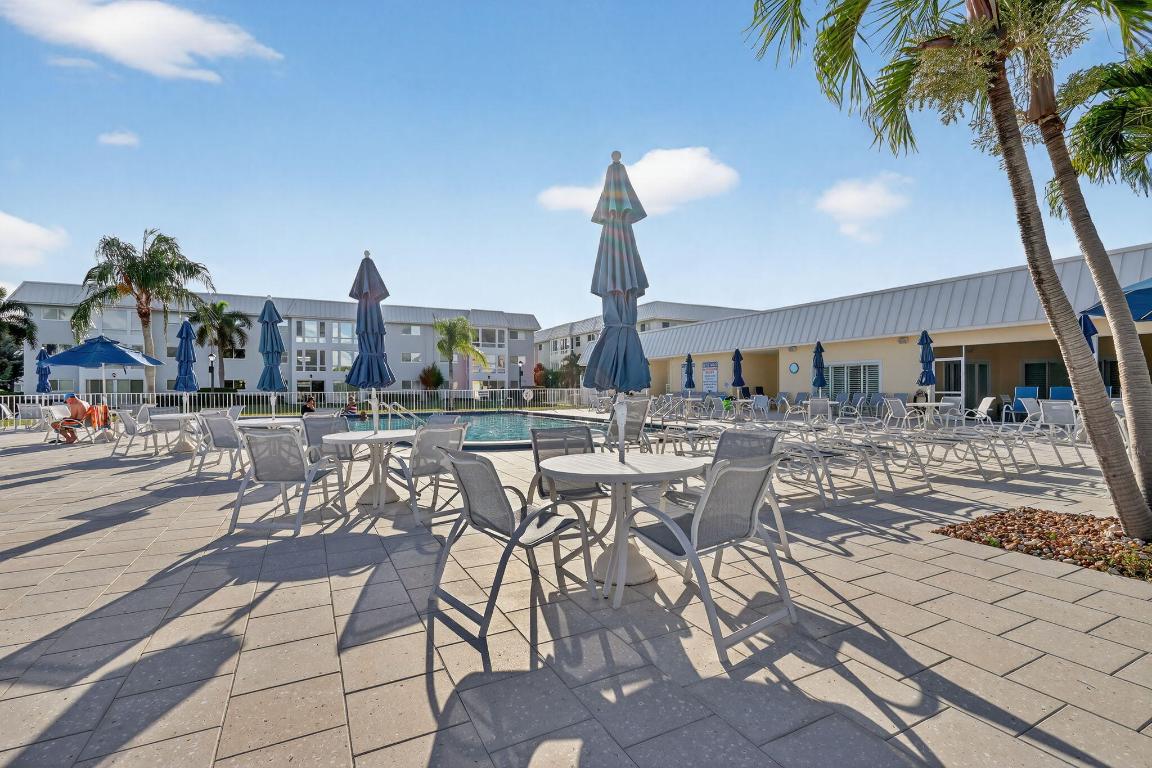 12 Colonial Club Drive 305