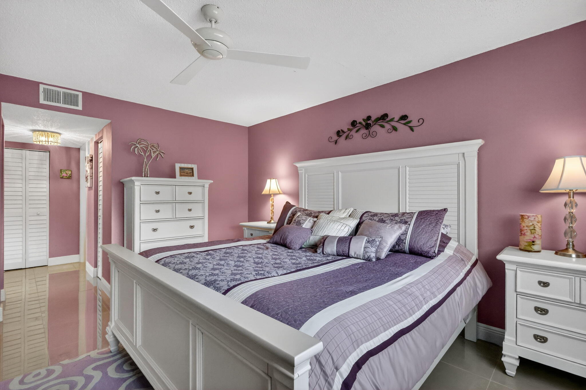 12 Colonial Club Drive 305