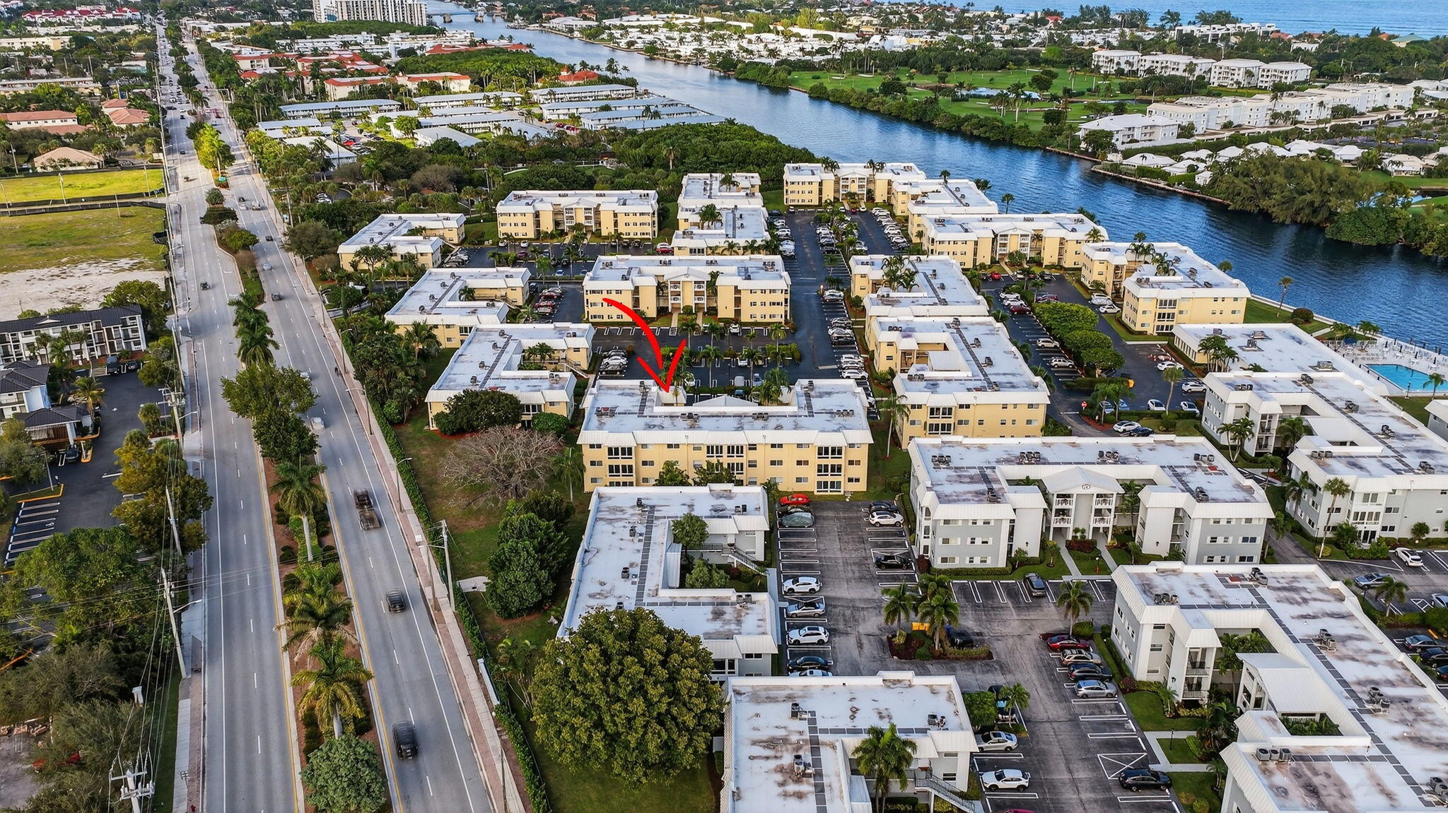 12 Colonial Club Drive 305