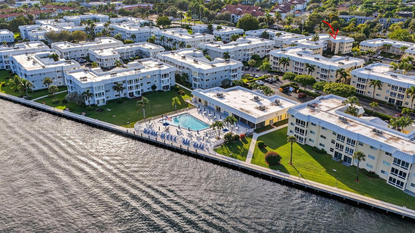 12 Colonial Club Drive 305