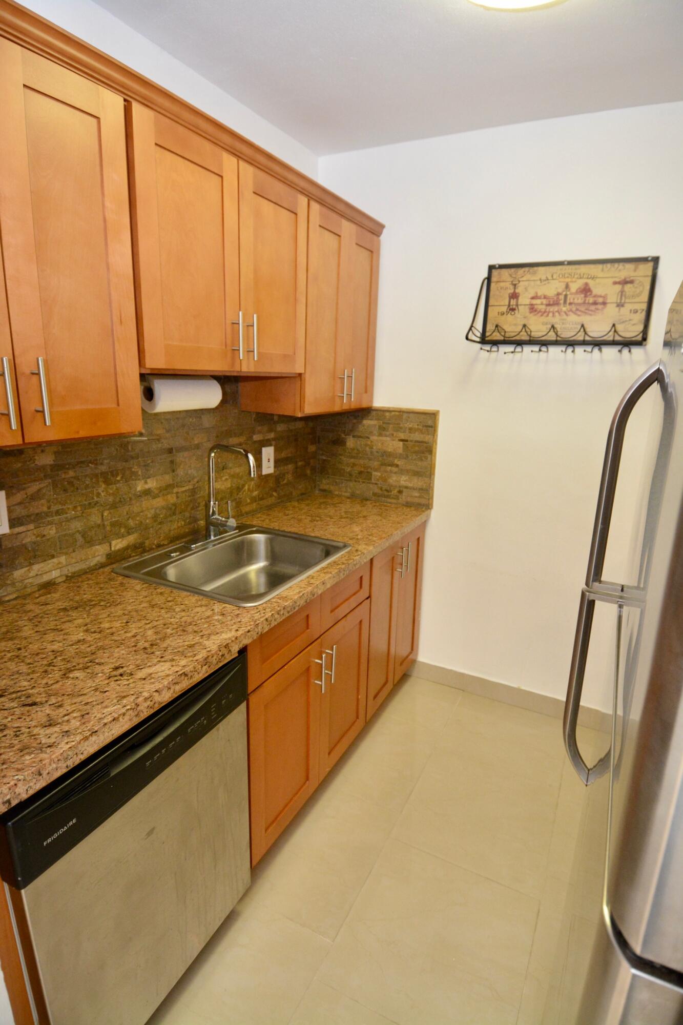 2000 NE 51st Court 103