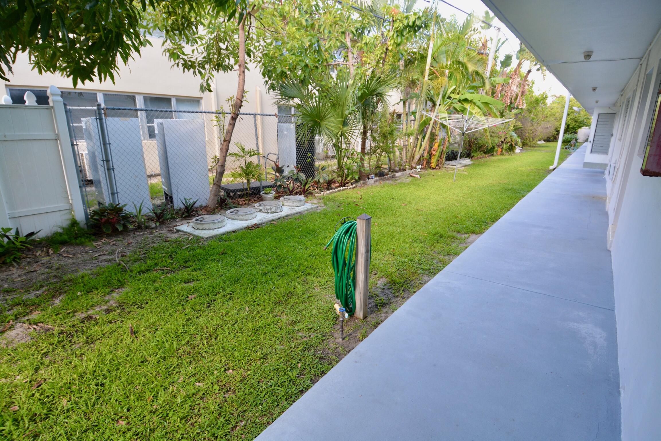 2000 NE 51st Court 103