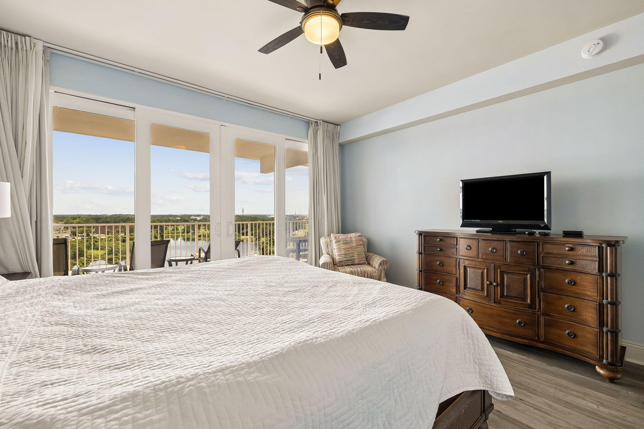 9902 S Thomas Drive UNIT 934