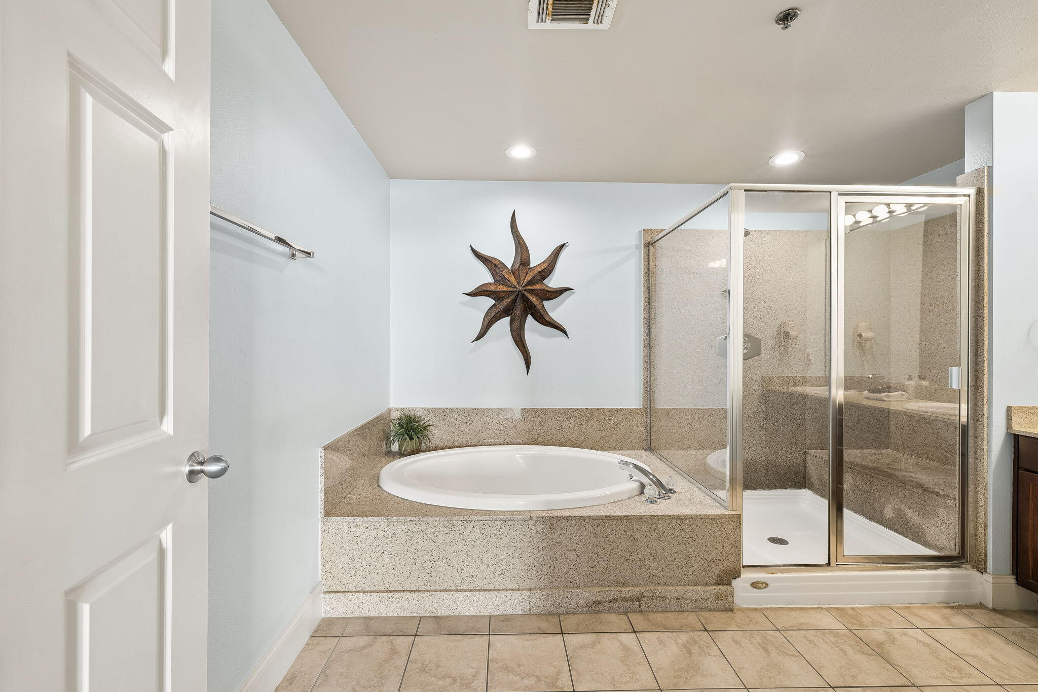9902 S Thomas Drive UNIT 934
