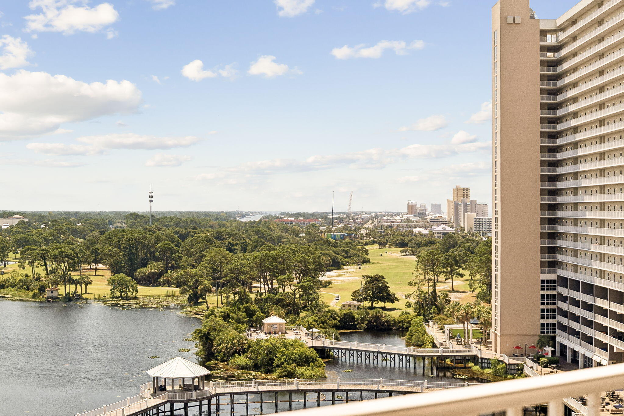 9902 S Thomas Drive UNIT 934