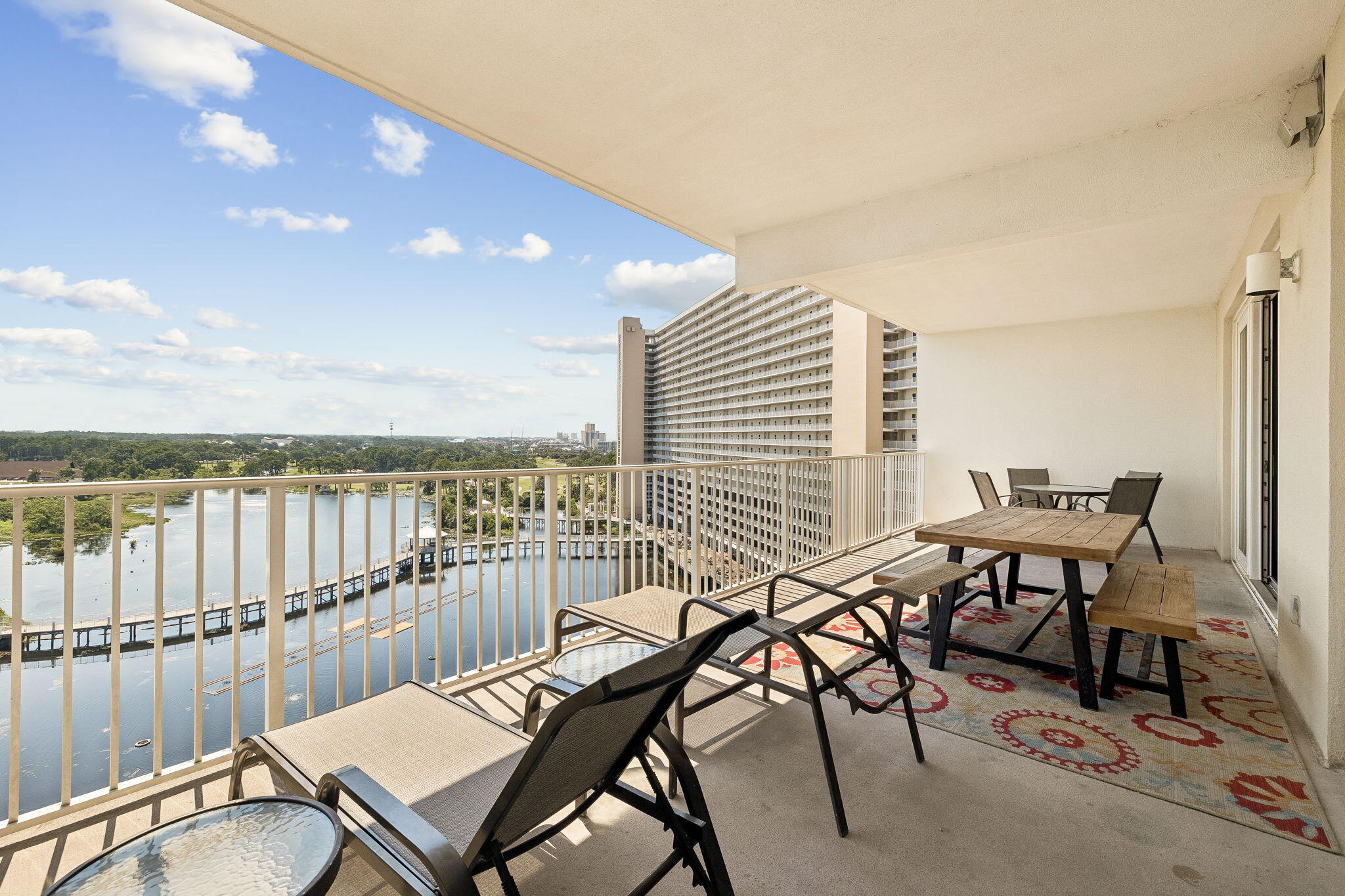 9902 S Thomas Drive UNIT 934
