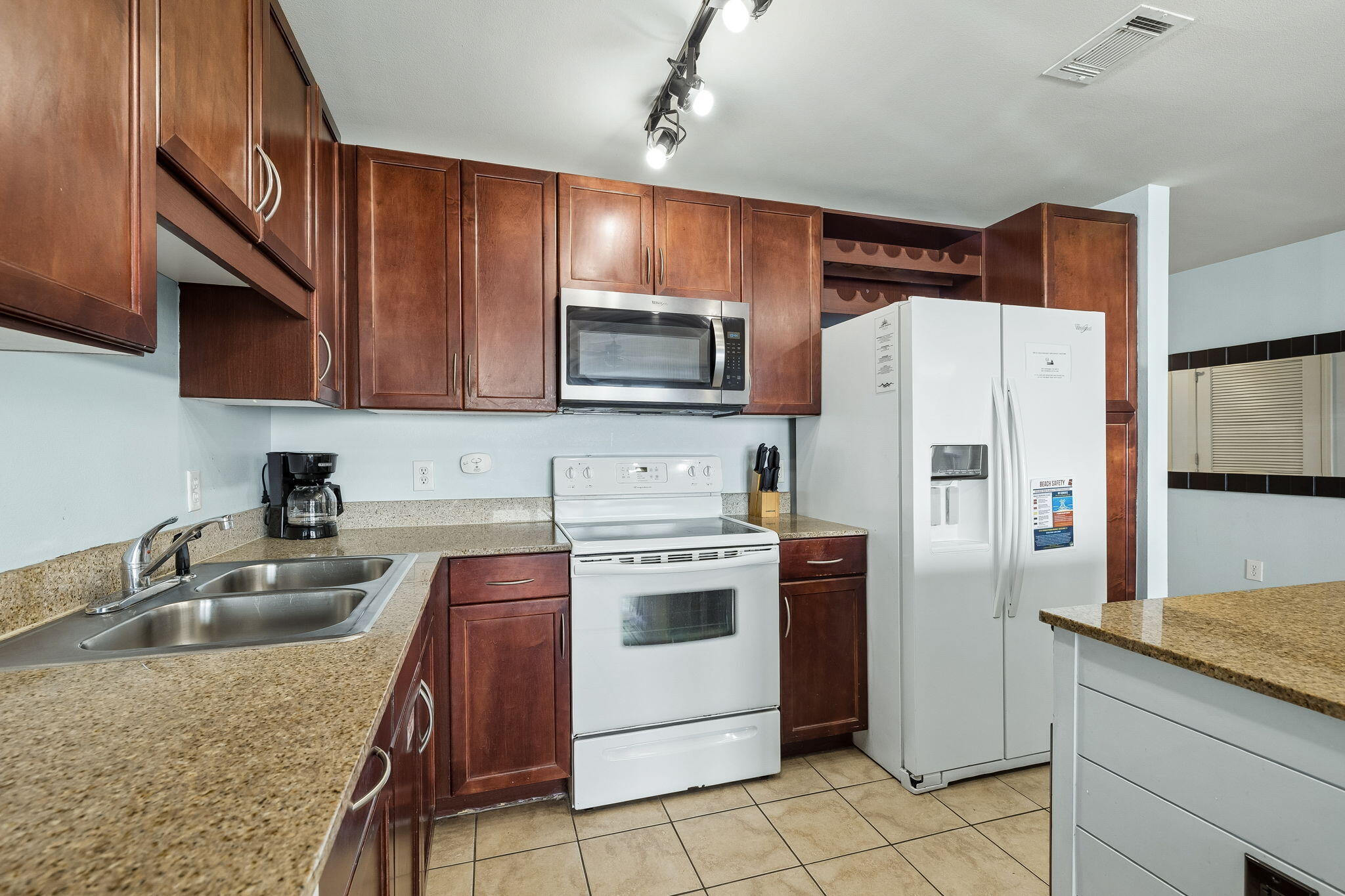 9902 S Thomas Drive UNIT 934