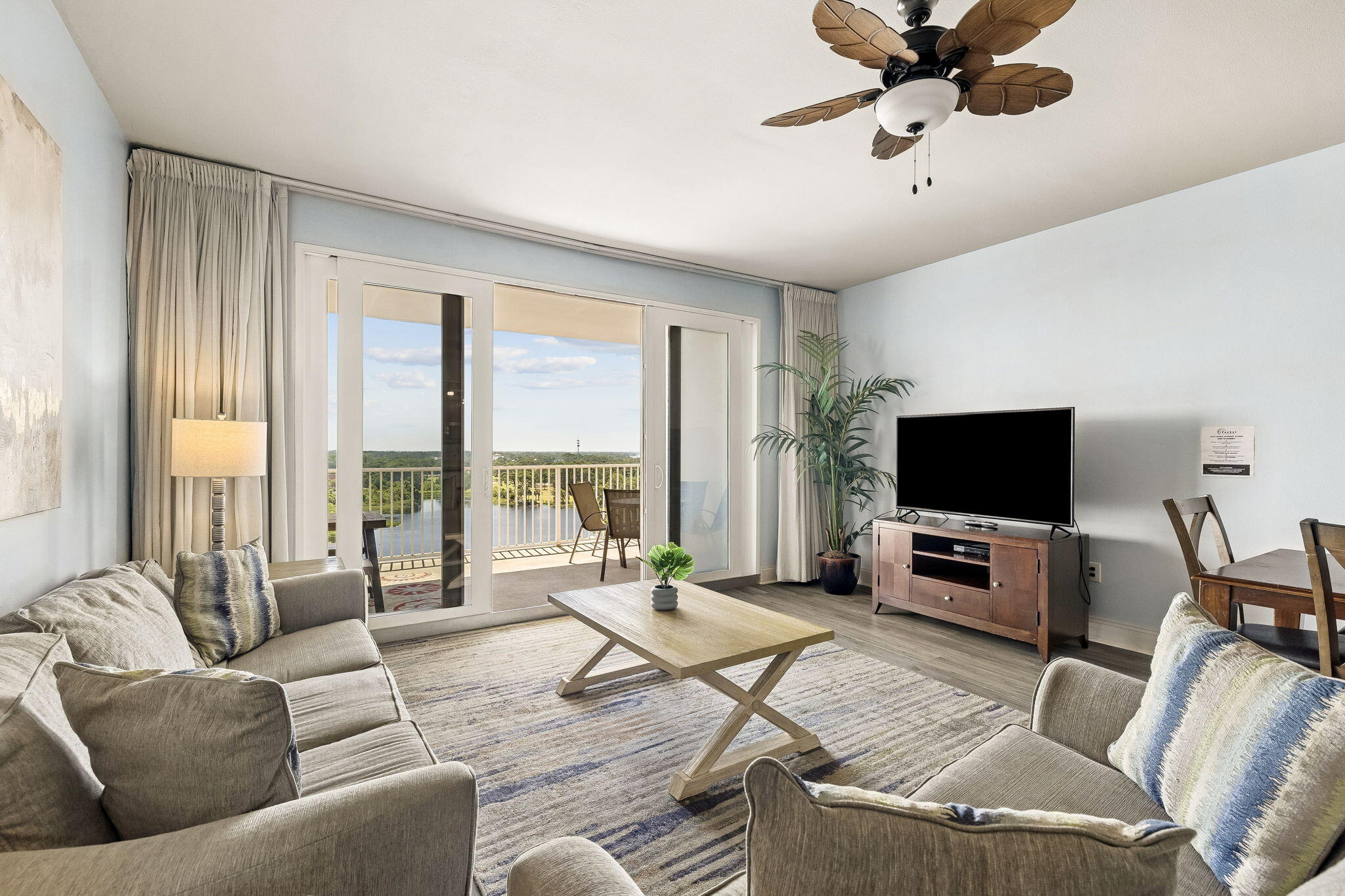 9902 S Thomas Drive UNIT 934