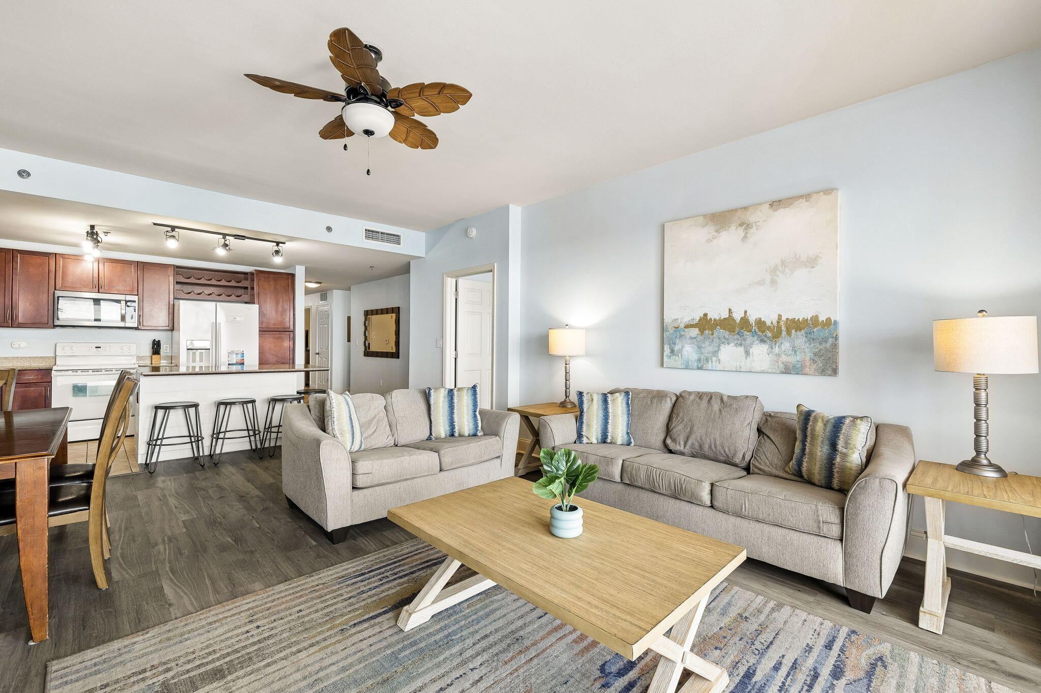 9902 S Thomas Drive UNIT 934