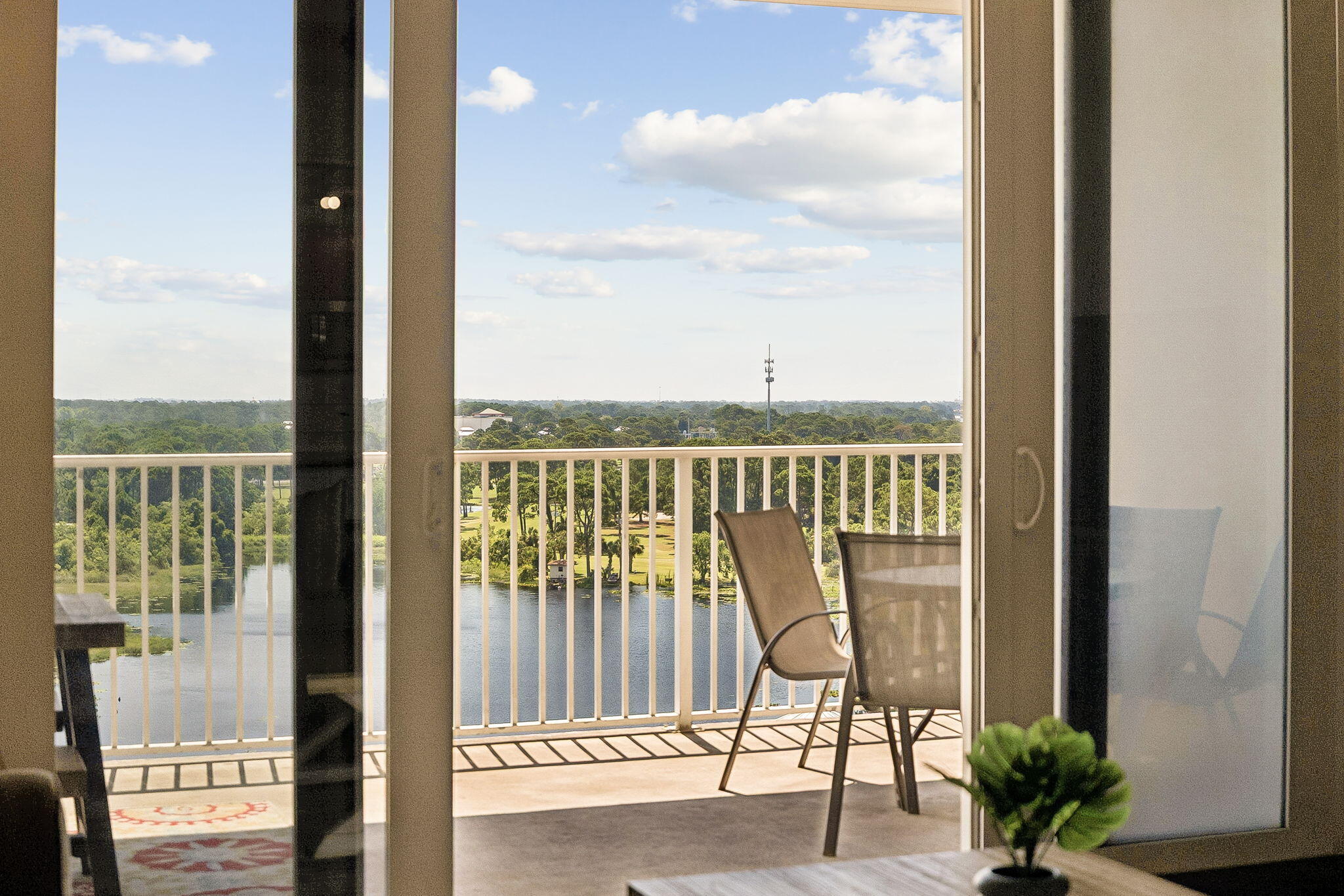 9902 S Thomas Drive UNIT 934