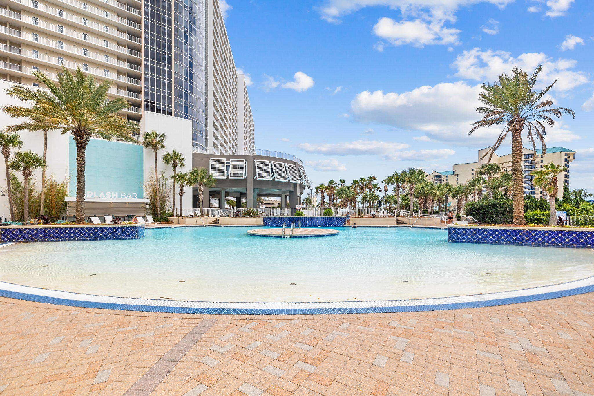 9902 S Thomas Drive UNIT 934