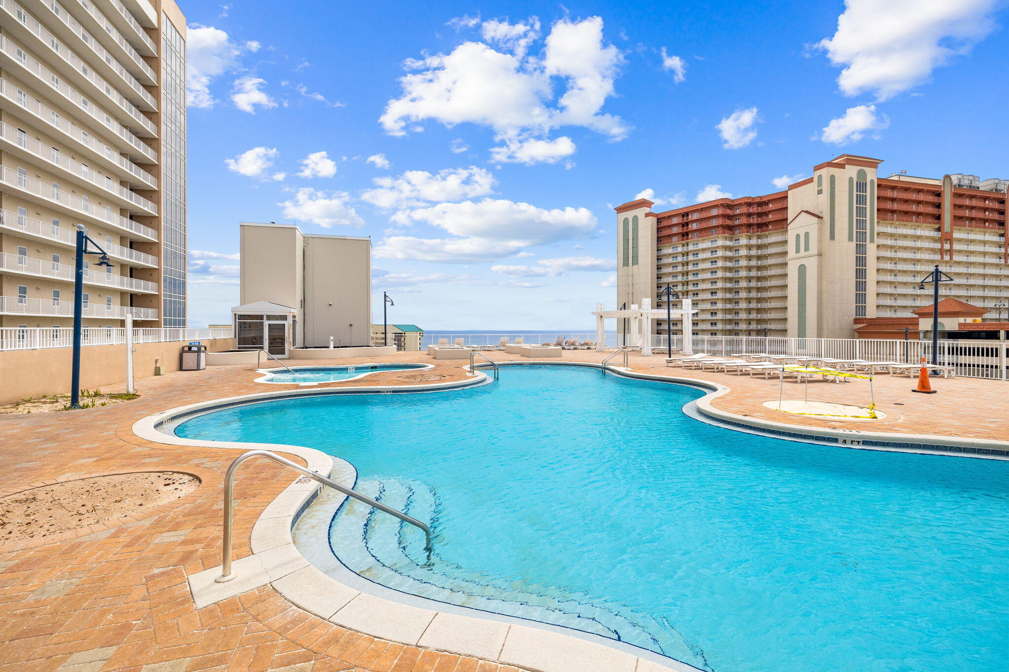 9902 S Thomas Drive UNIT 934