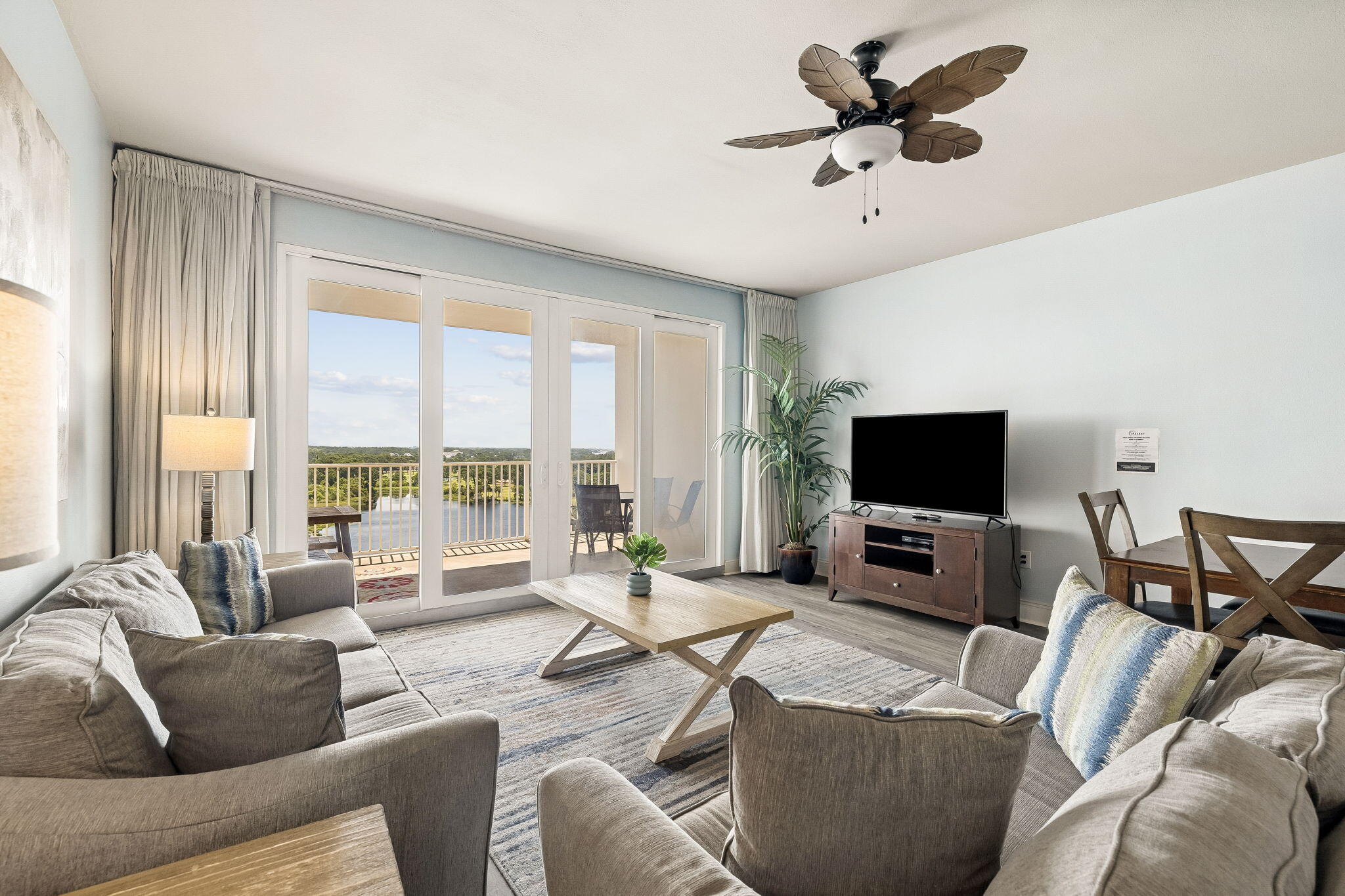9902 S Thomas Drive UNIT 934