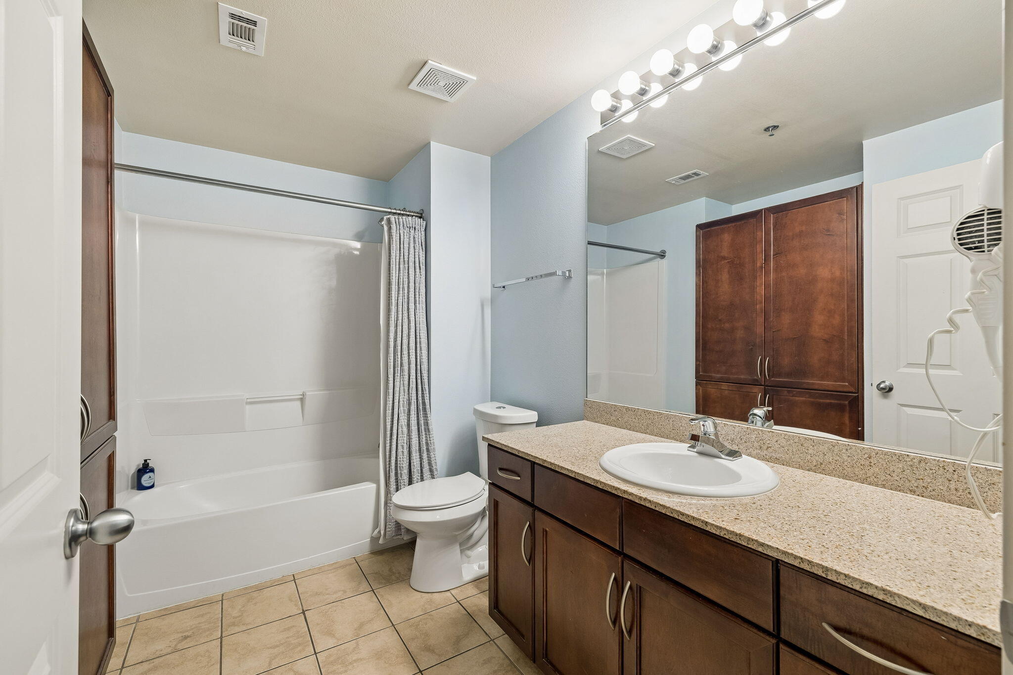 9902 S Thomas Drive UNIT 934