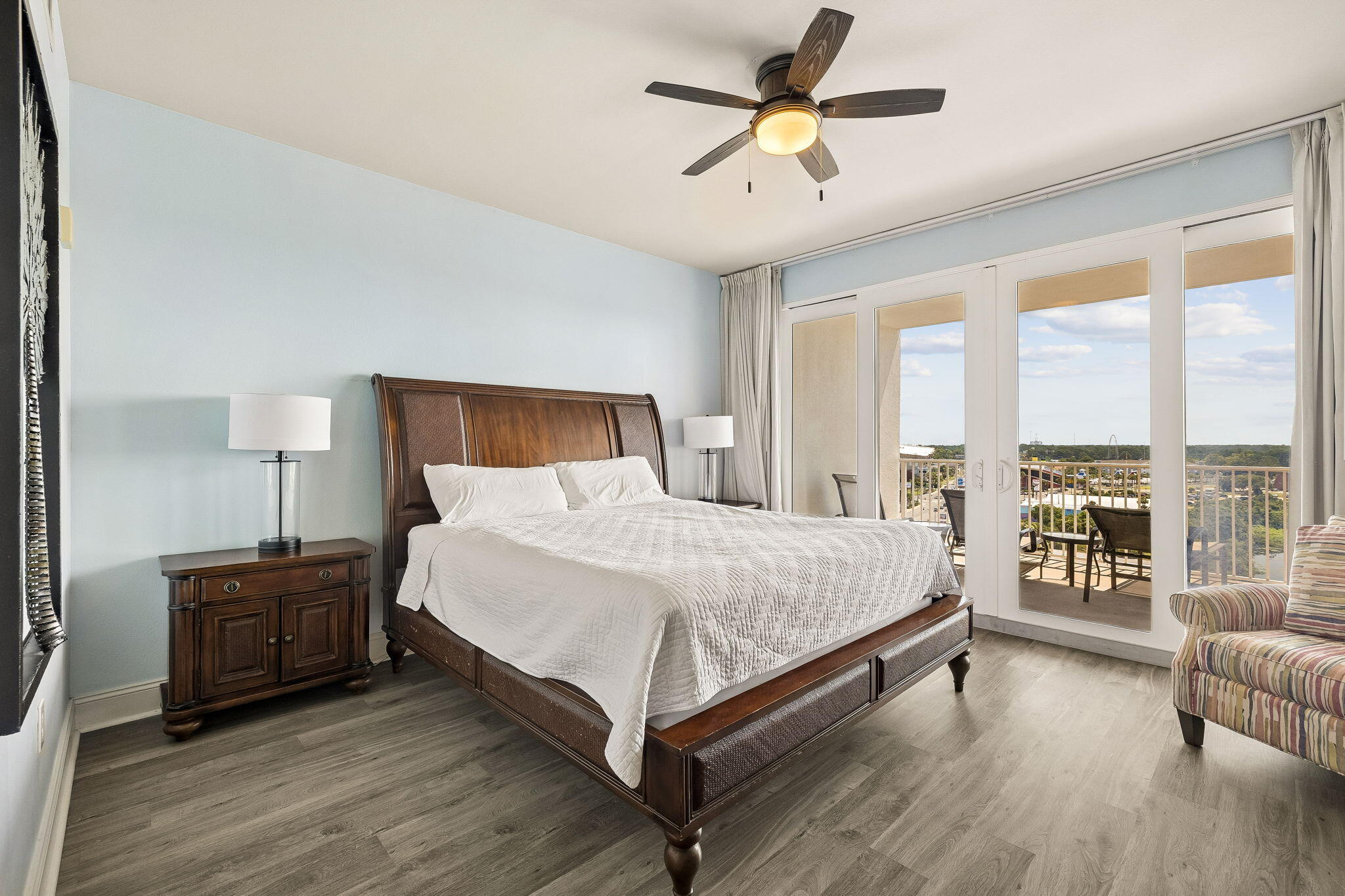 9902 S Thomas Drive UNIT 934