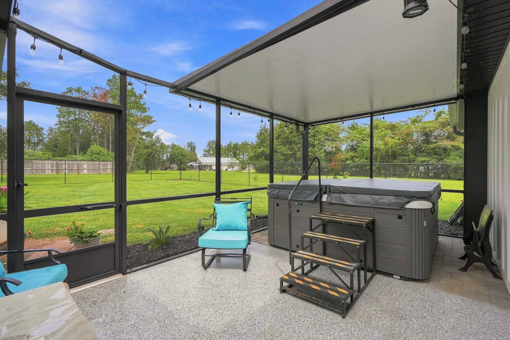 5325 Red Clover Lane
