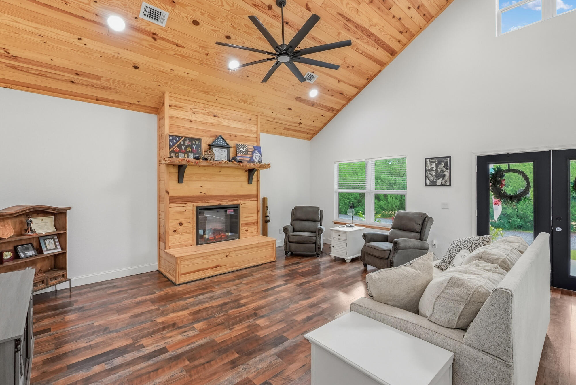 5325 Red Clover Lane