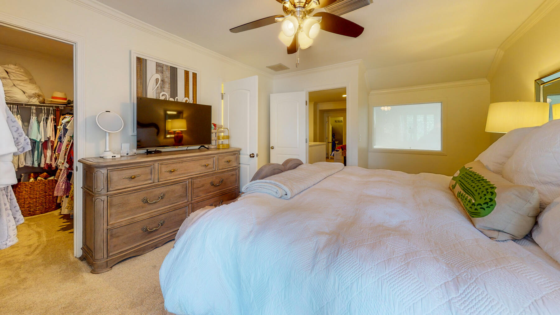 5088 Beachwalk Way, 5088