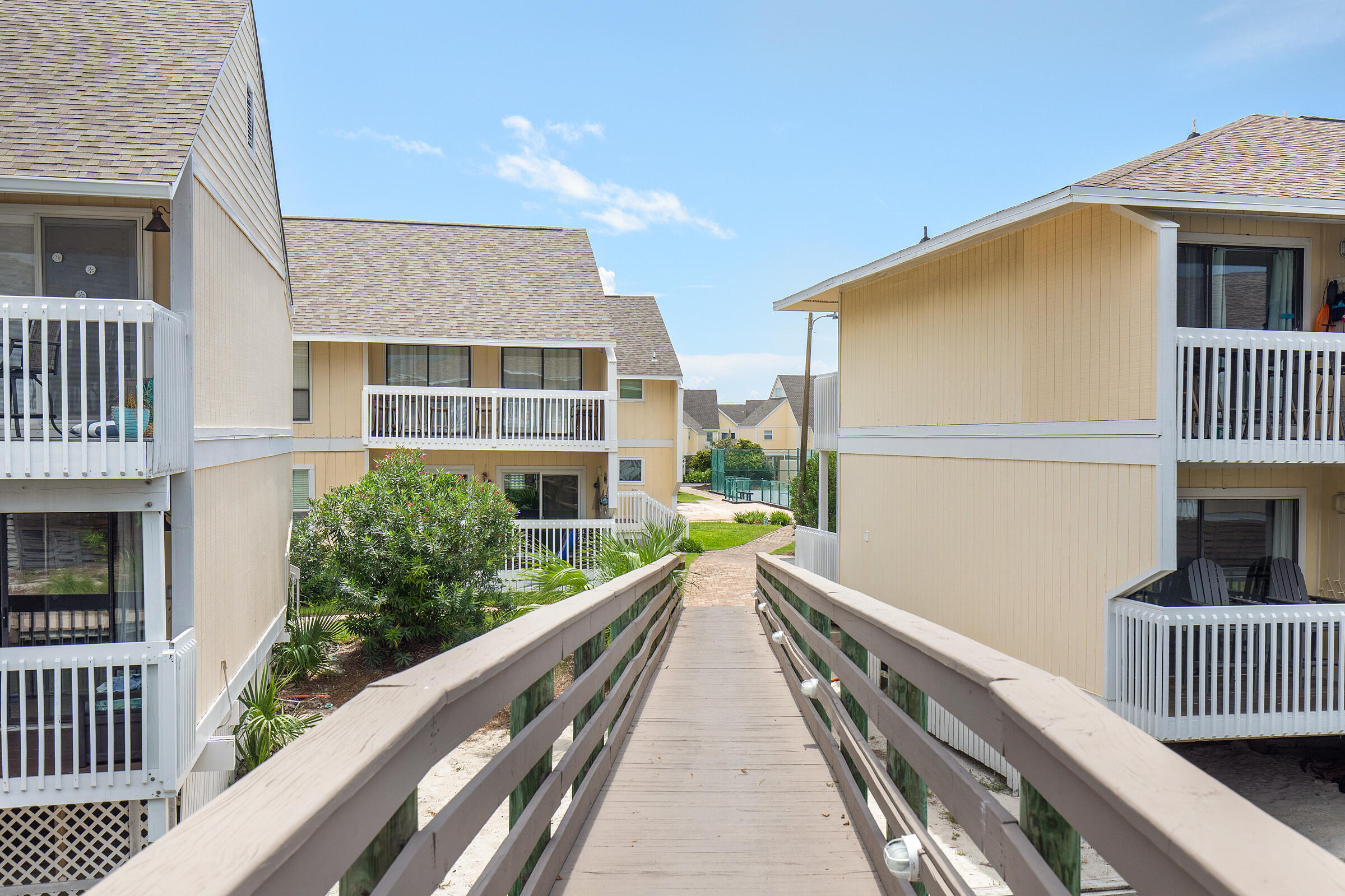 775 Gulf Shore Drive UNIT 2050