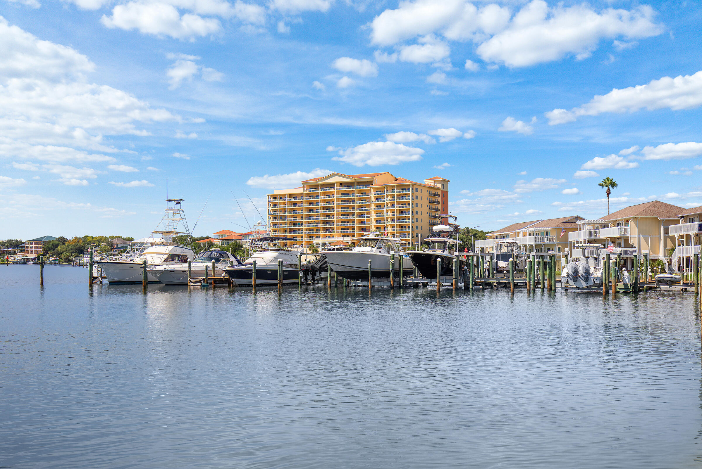 775 Gulf Shore Drive UNIT 2050