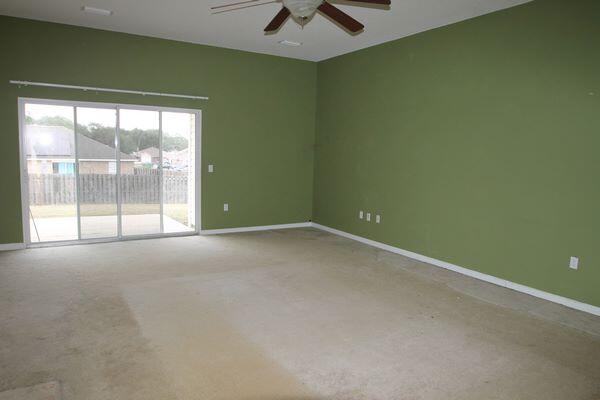 5211 Moore Loop