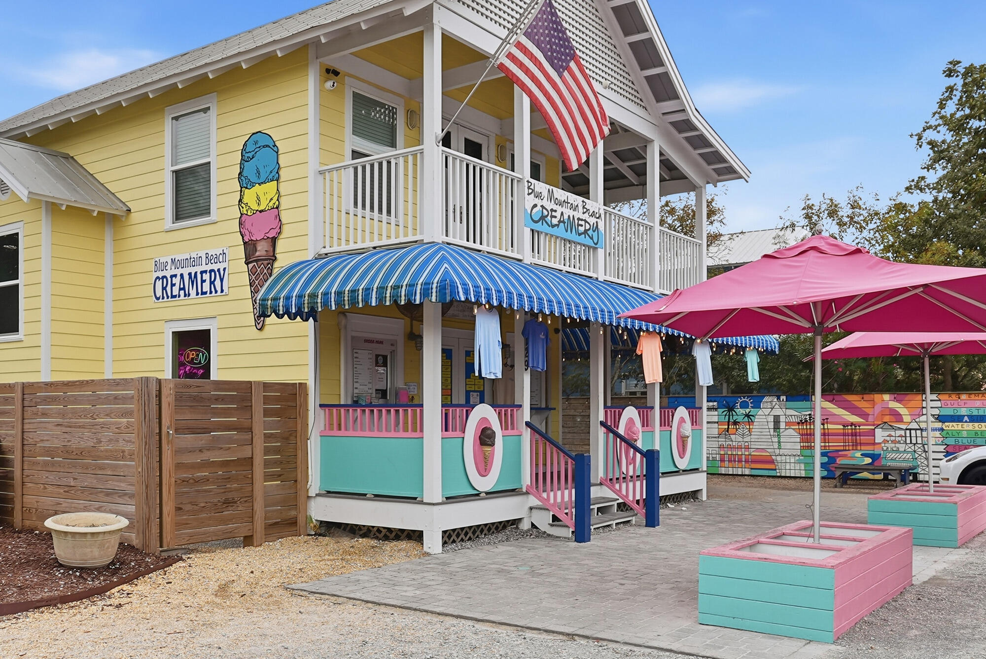 330 Ventana Boulevard