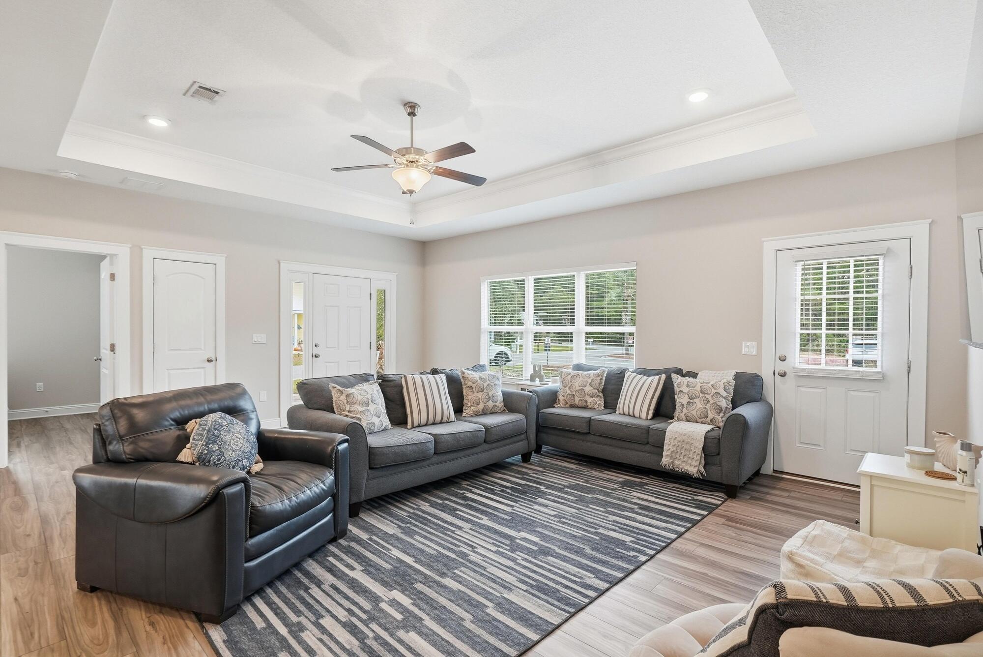 330 Ventana Boulevard