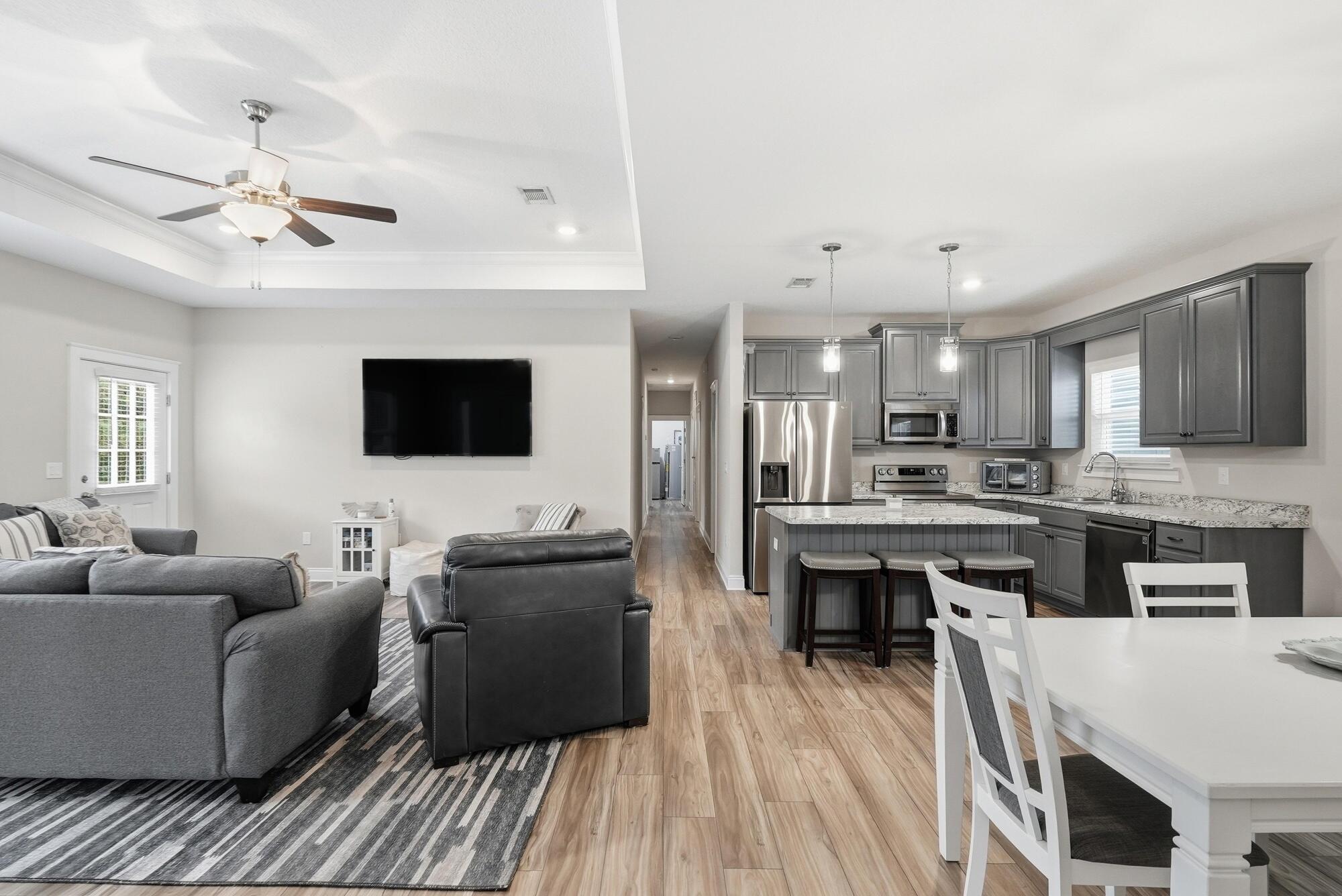 330 Ventana Boulevard