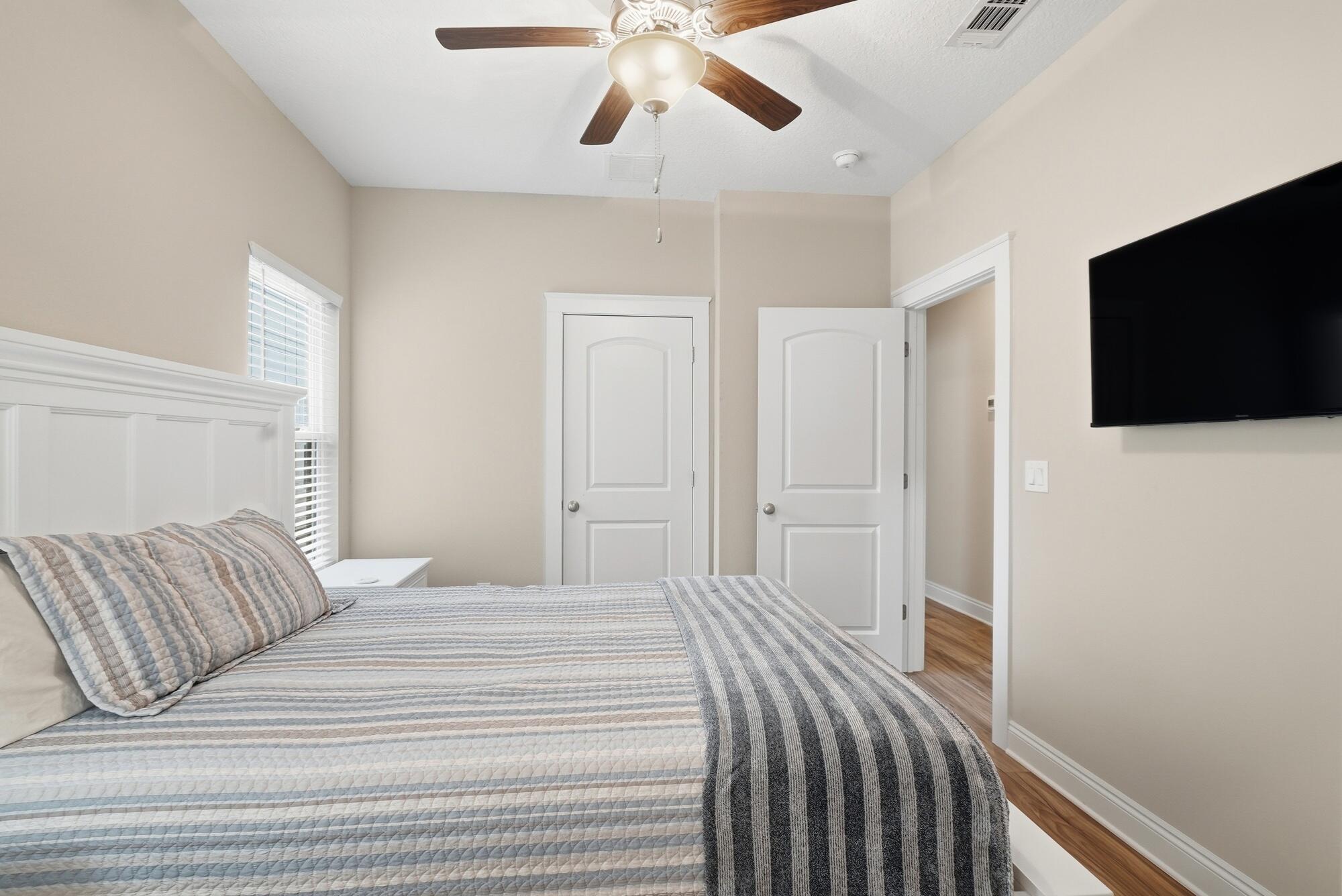 330 Ventana Boulevard