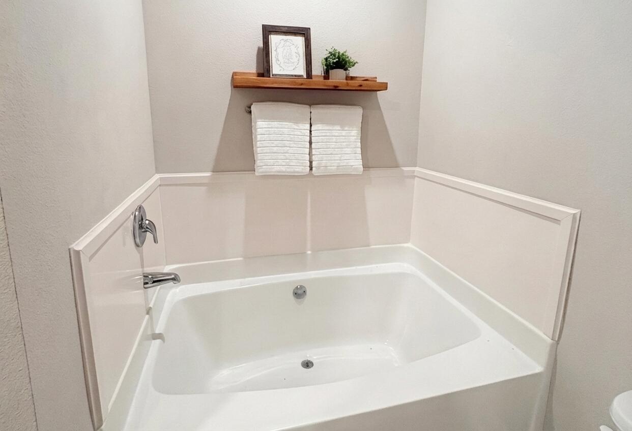 330 Ventana Boulevard