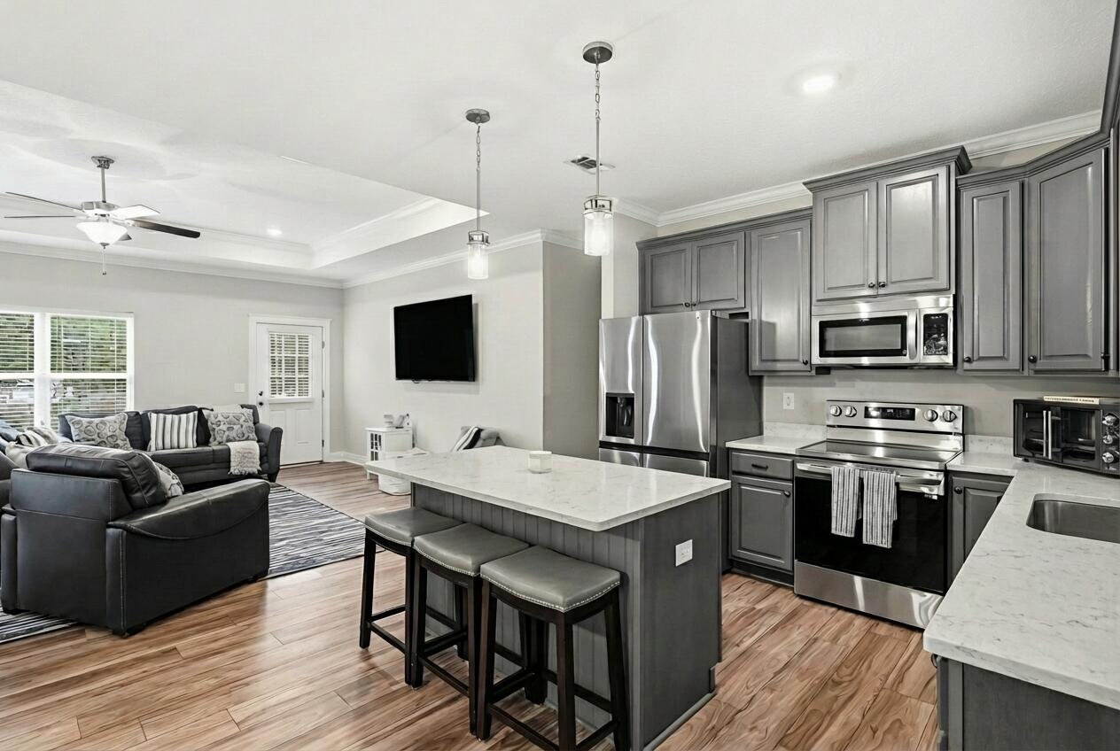 330 Ventana Boulevard