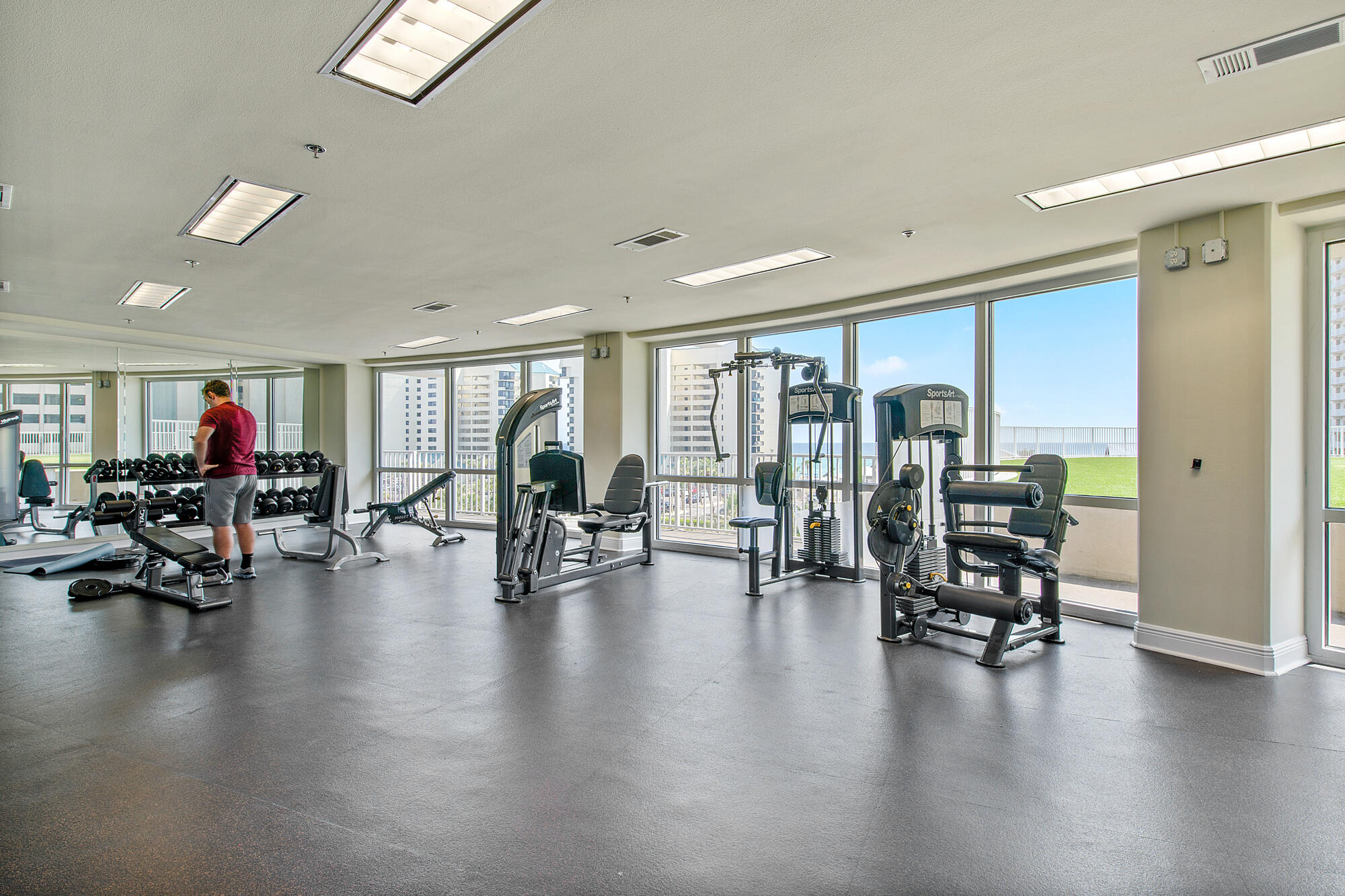 9902 S Thomas Drive UNIT 732