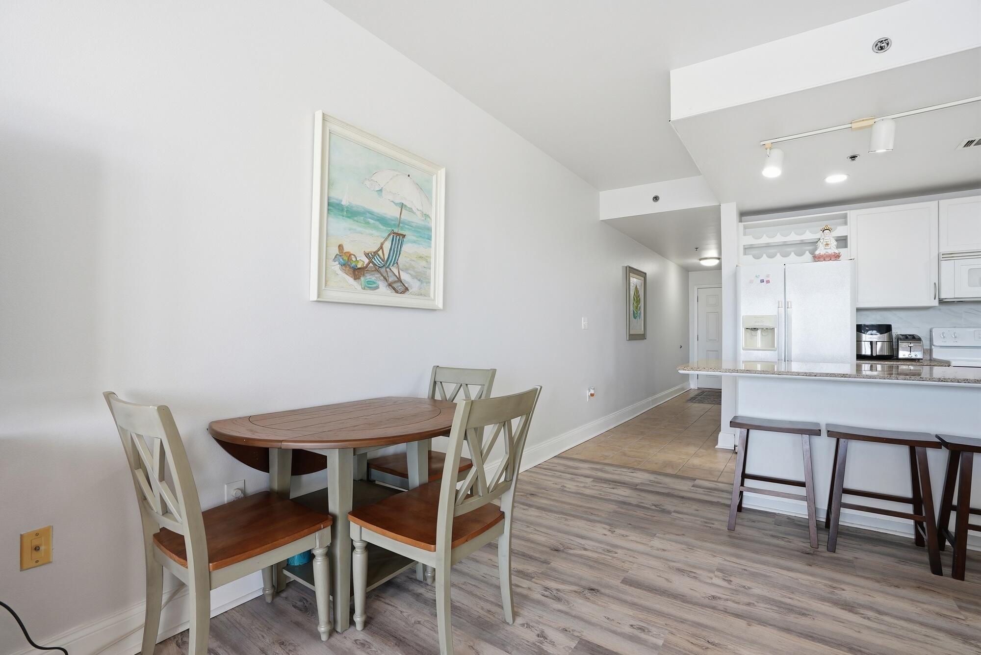 9902 S Thomas Drive UNIT 732