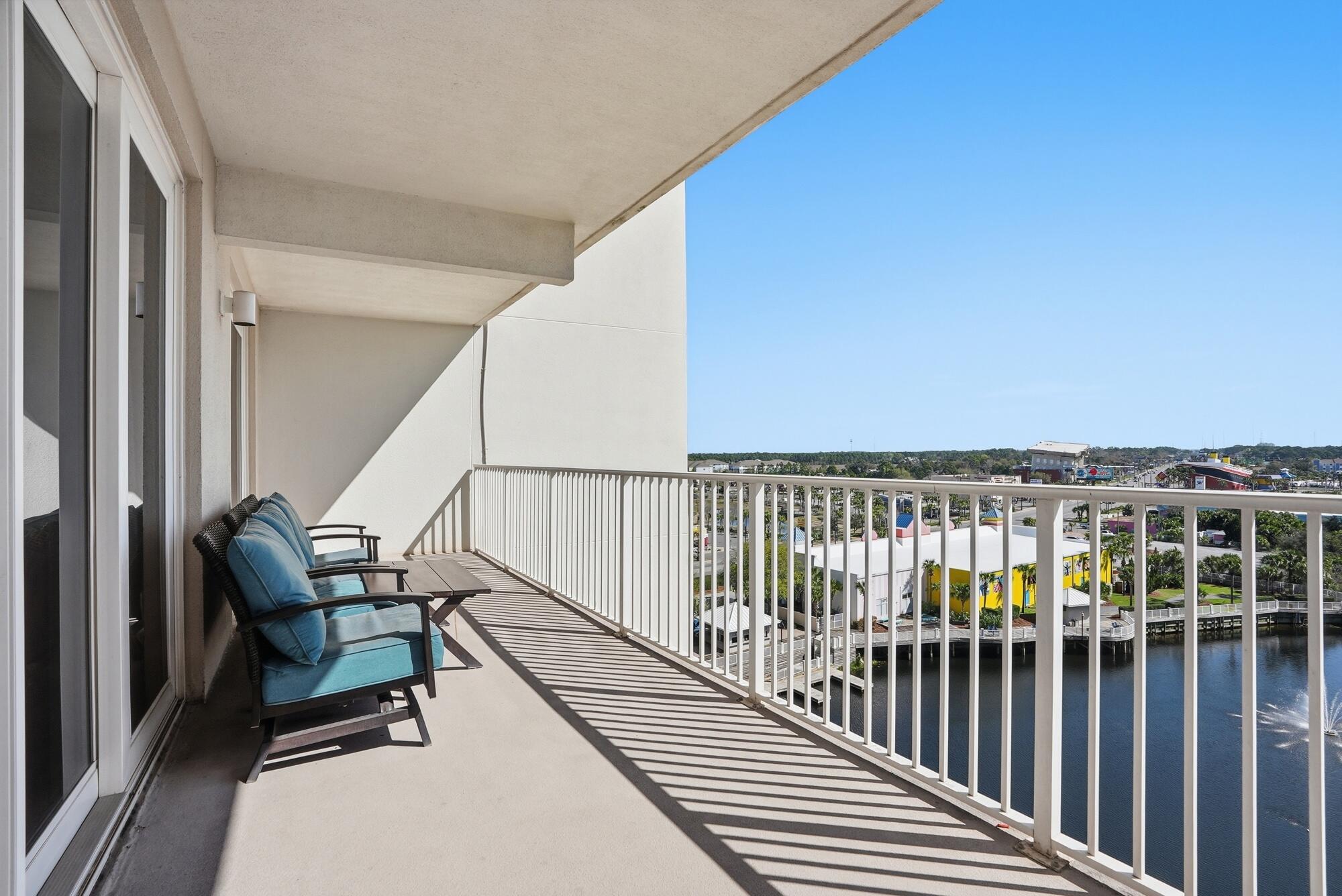 9902 S Thomas Drive UNIT 732