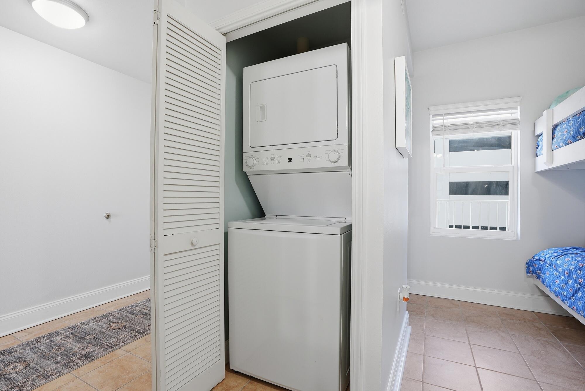 9902 S Thomas Drive UNIT 732