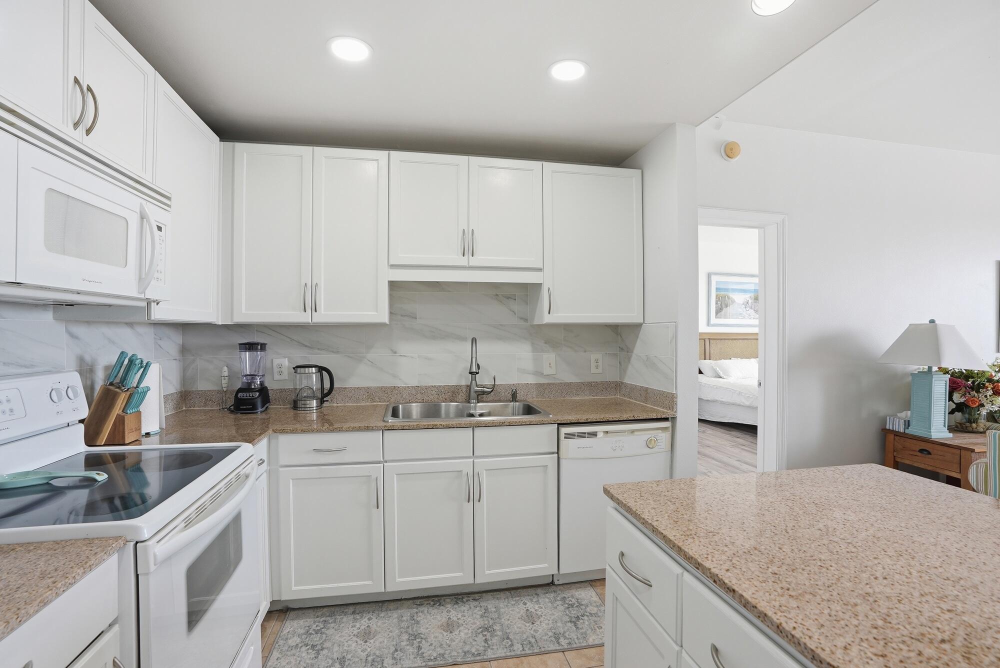 9902 S Thomas Drive UNIT 732