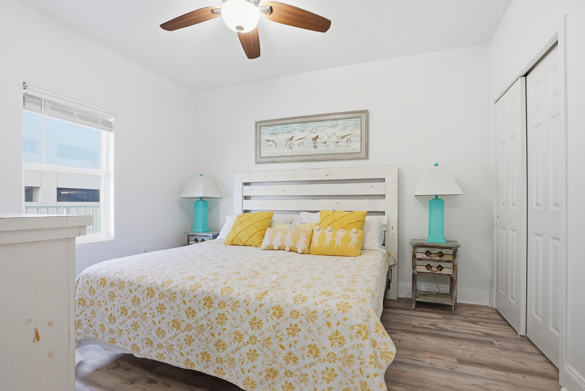 9902 S Thomas Drive UNIT 732