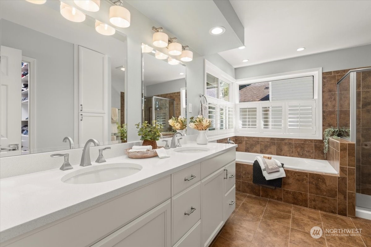 22537 SE 261st Street