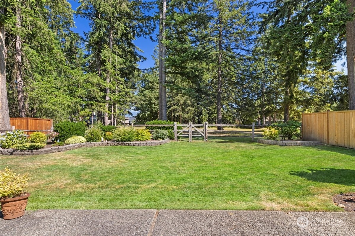 22537 SE 261st Street