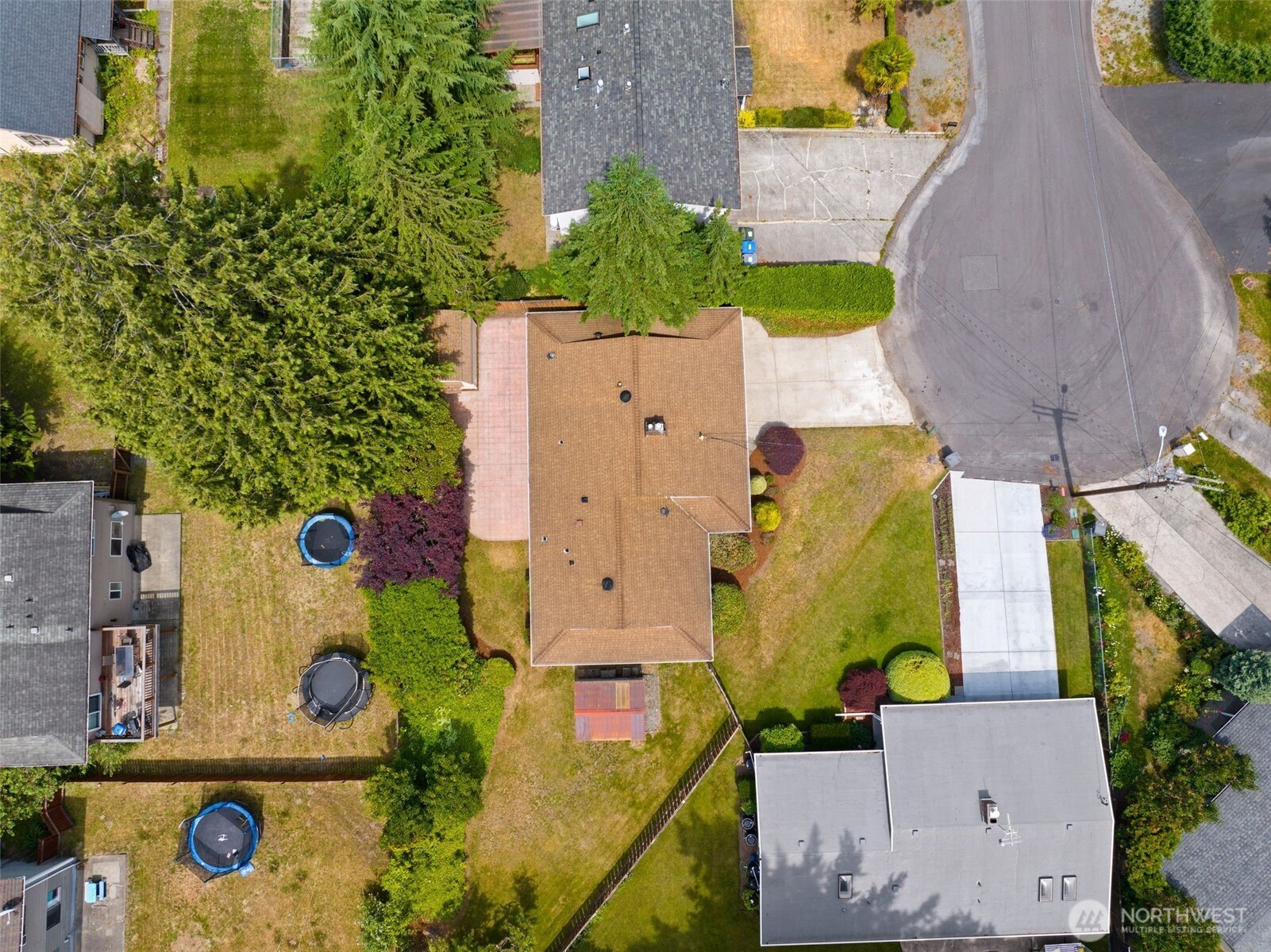 2507 Vashon Court NE
