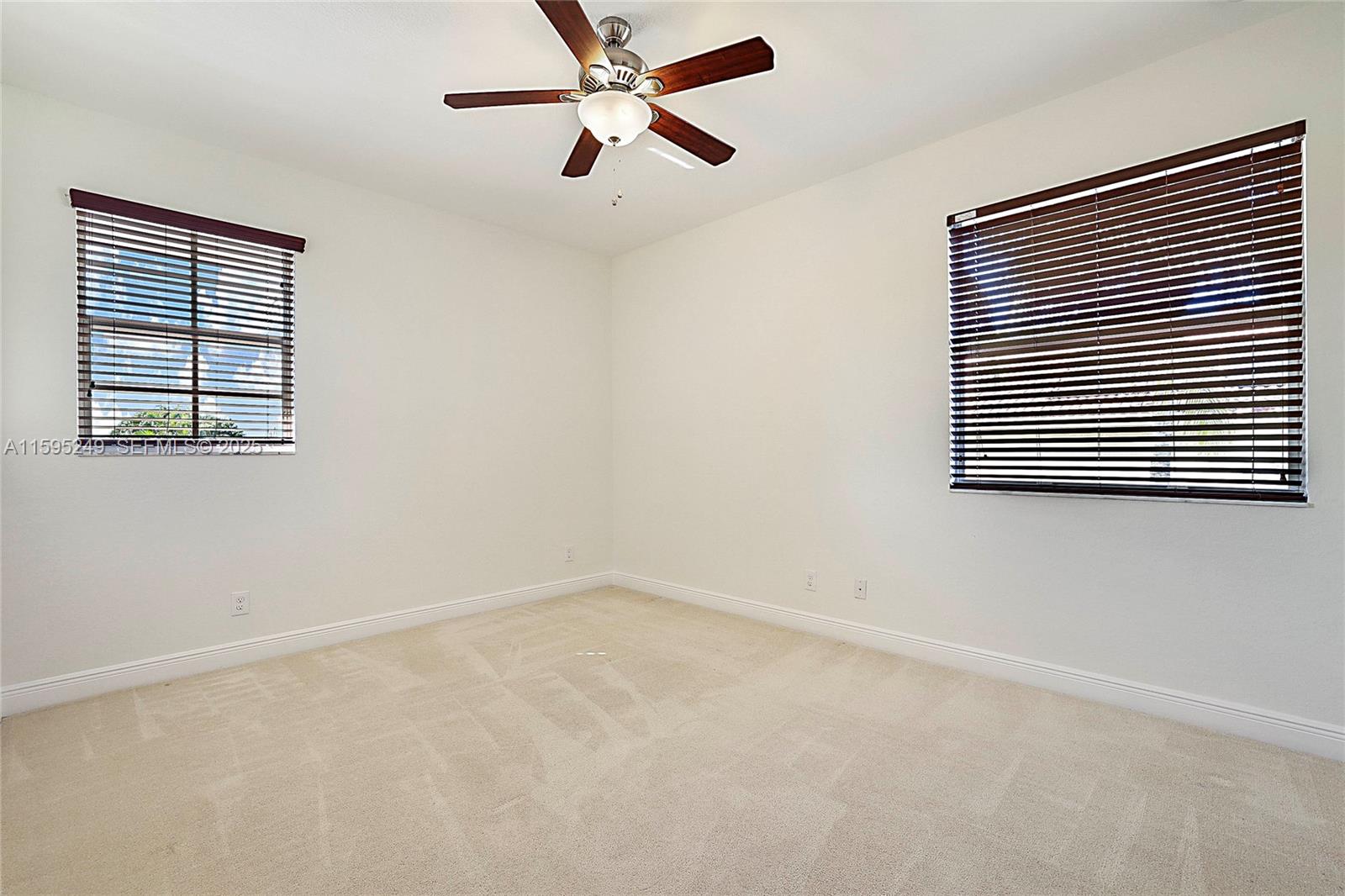 152 Umbrella Place