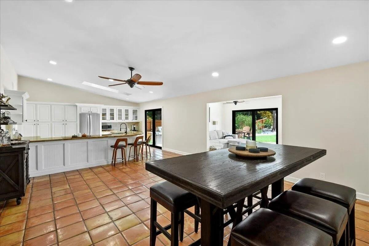 203 Bobwhite Rd
