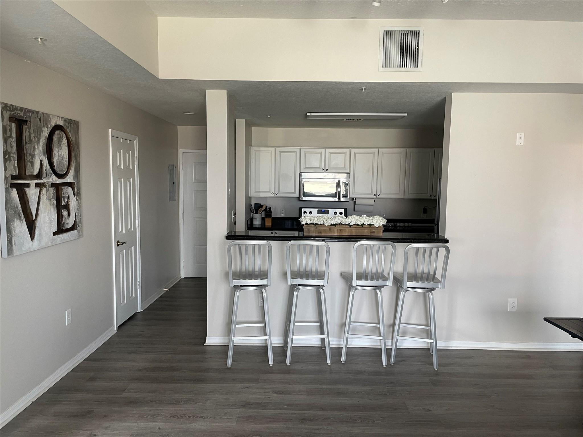 1200 Town Center DR. 506