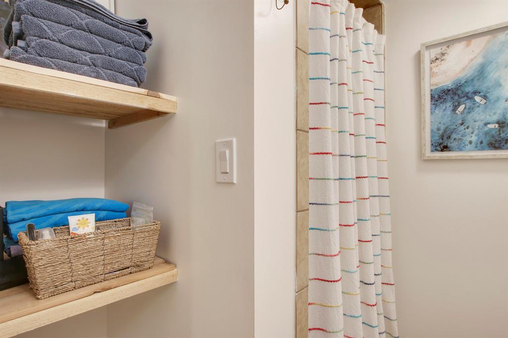 1605 S Us Highway 1, 1h