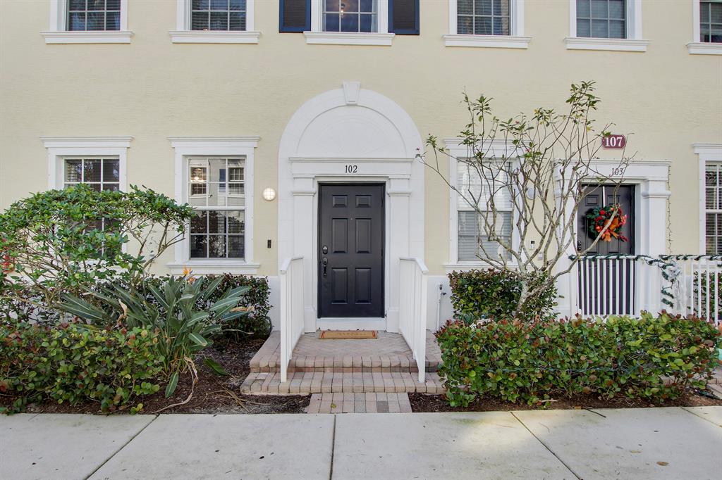 107 Pond Apple Lane 102