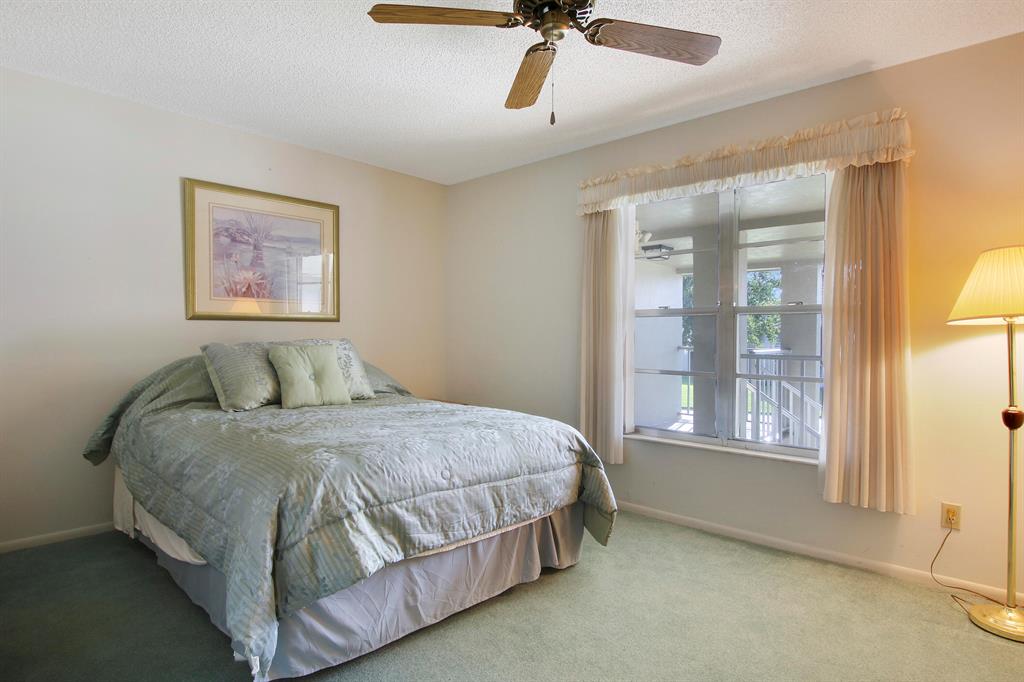 5 Lake Vista Trail 202