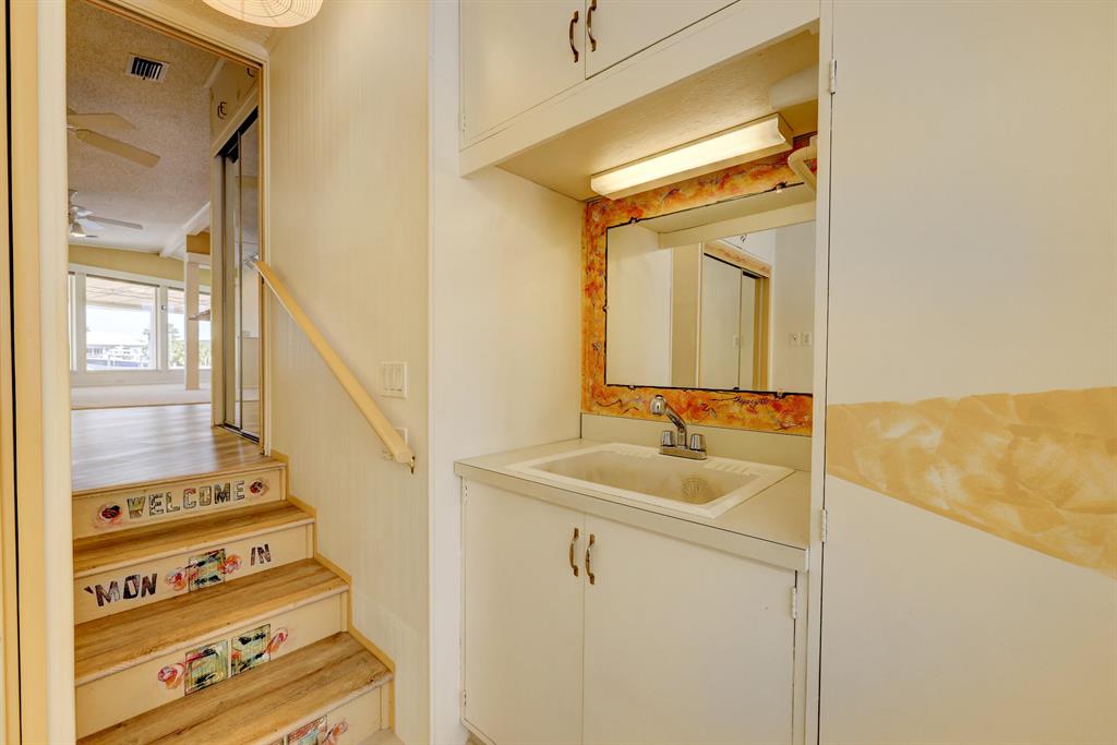 10701 S Ocean Drive 728