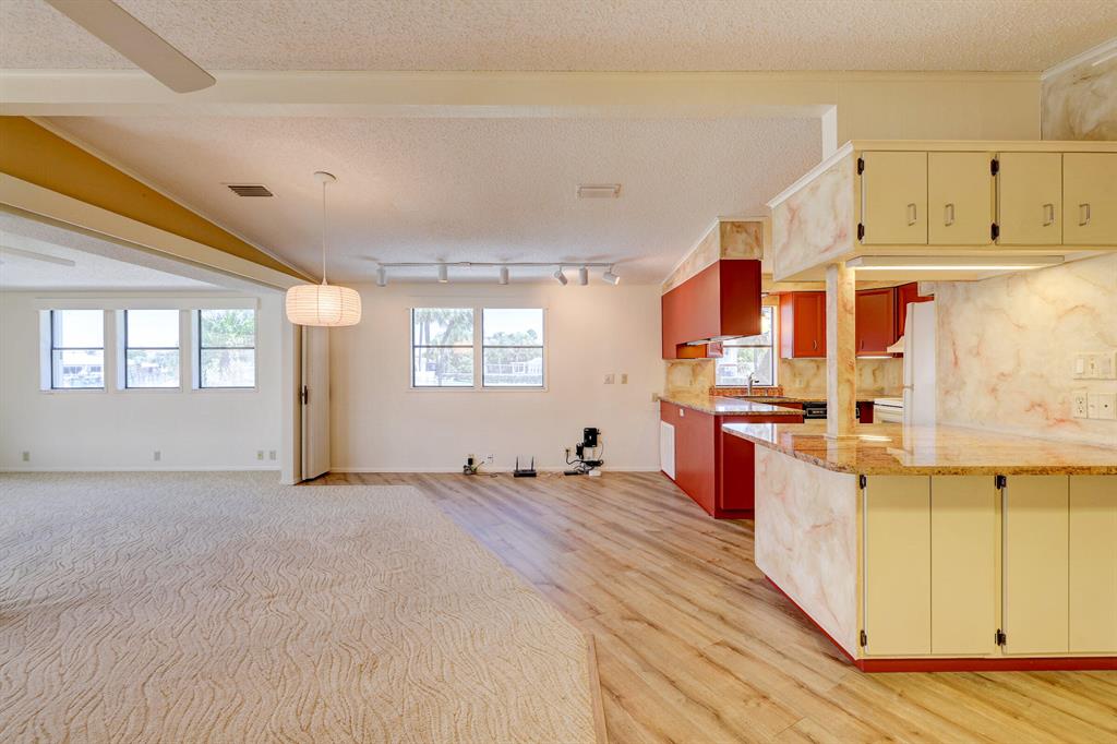 10701 S Ocean Drive 728