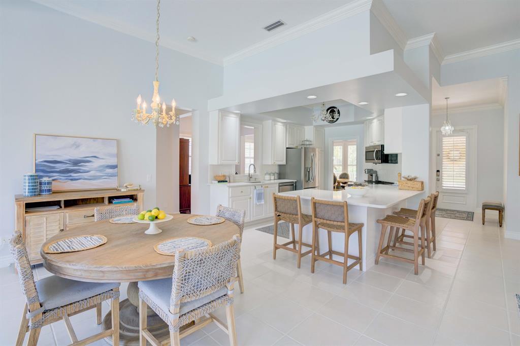 8573 SE Nicolete Lane